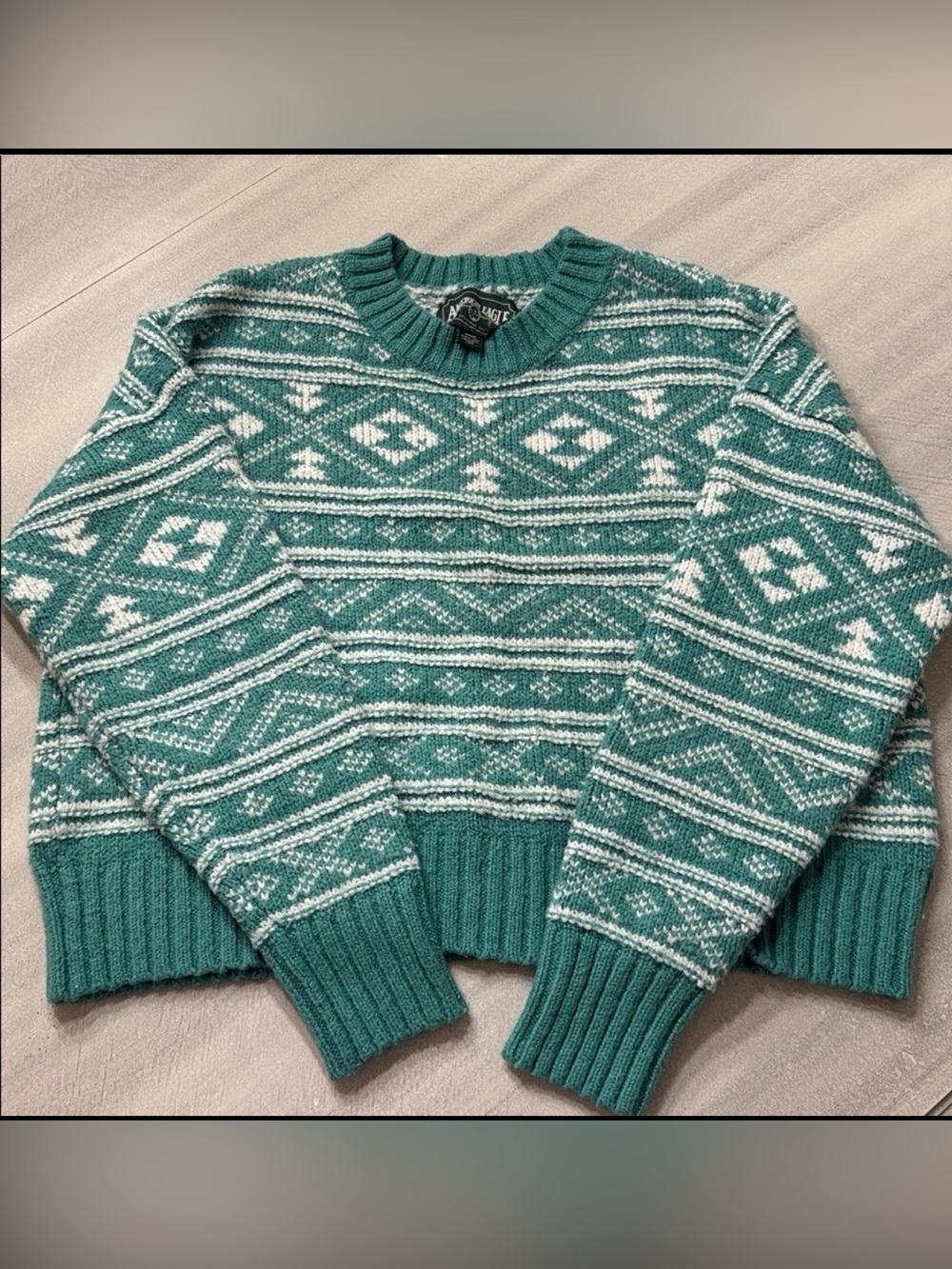 American Eagle Outfitters Fairisle Snowdrift Cropped Crewneck Medium